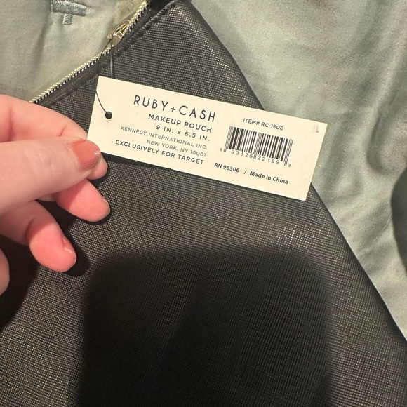 Black Makeup Pouch with Fun Quote - Picture 3 of 4